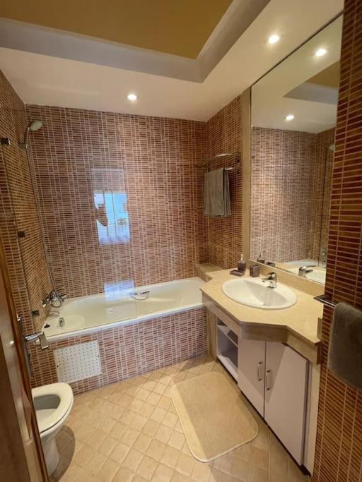 Nouaceur Big Luxury Apartment Near Airport מראה חיצוני תמונה